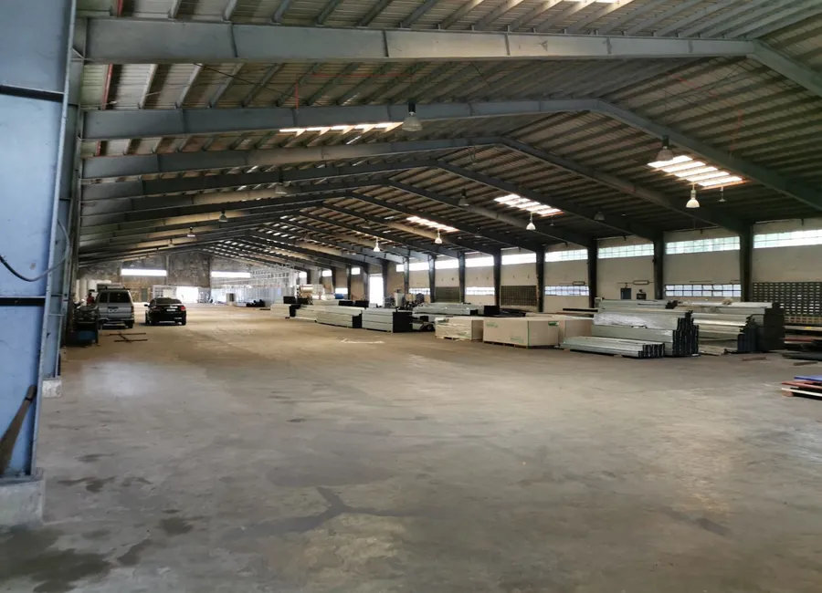 Warehouse for Rent in San Bartolome, Sto